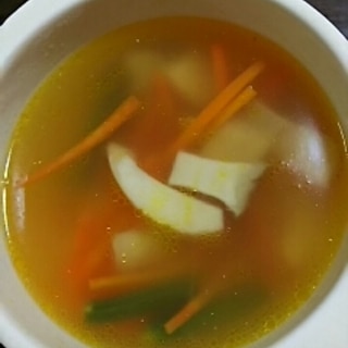エリンギとベーコンと野菜の洋風スープ